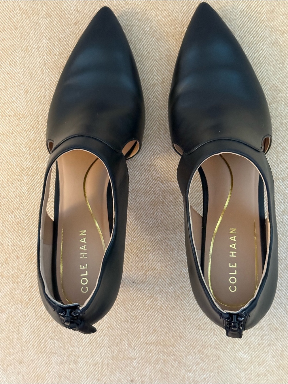 Cole Haan Ina Shootie Black Leather Pump 9B